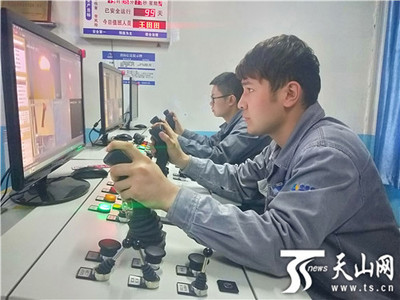 投用機(jī)器人 新疆成為全國電石行業(yè)領(lǐng)跑者